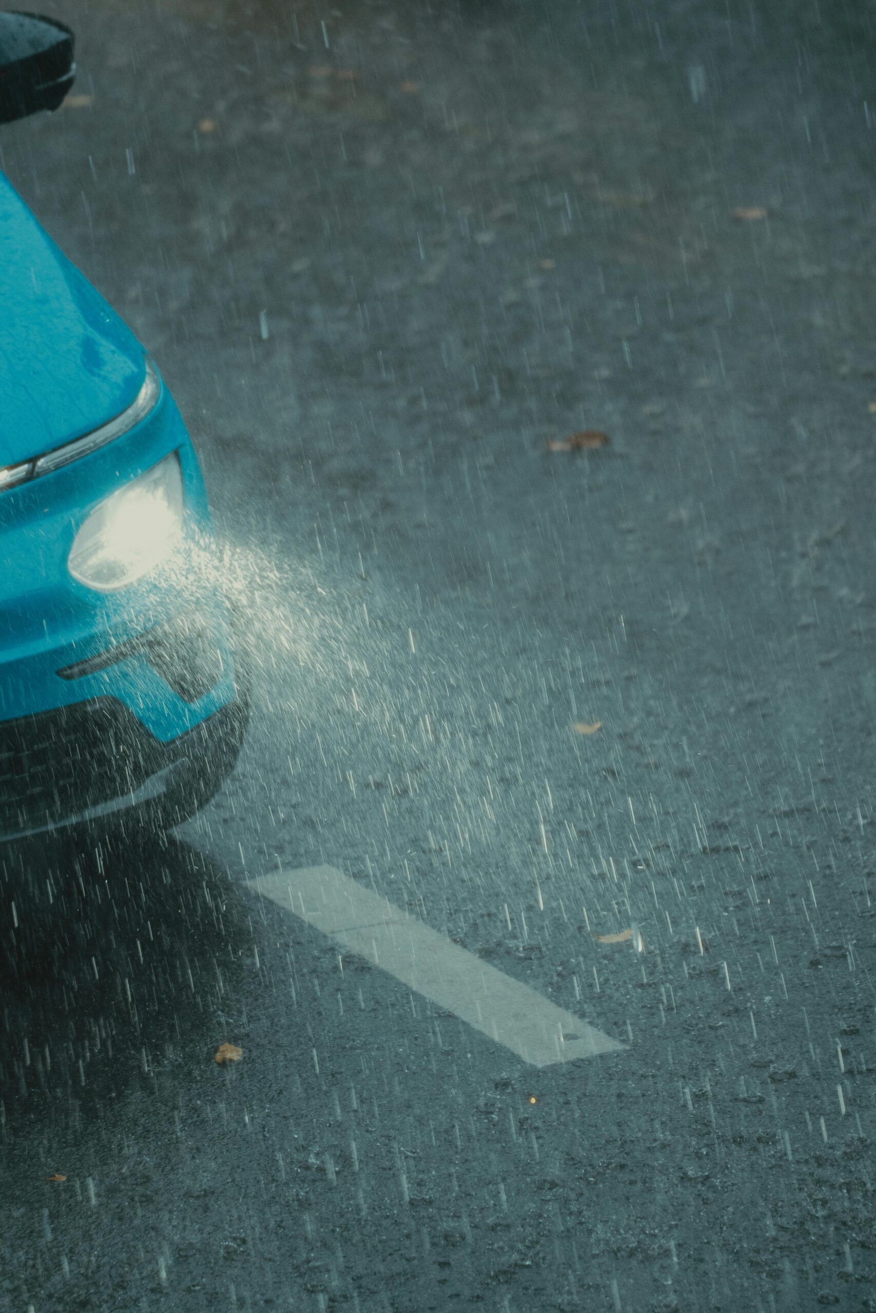 Ισχυρές βροχοπτώσεις και προειδοποιήσεις για επικίνδυνα καιρικά φαινόμενα στη Βουλγαρία