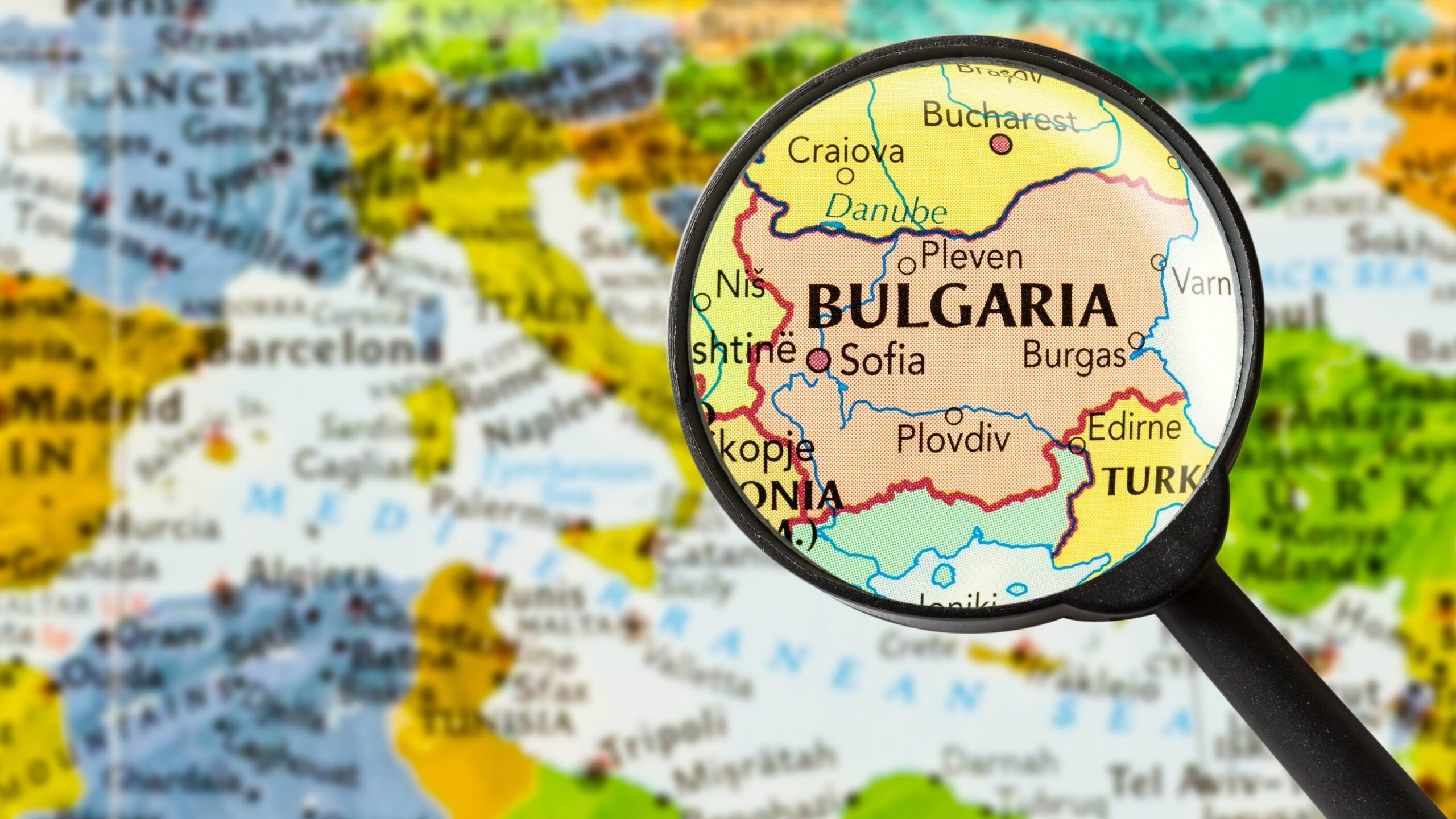 Το εμπορικό έλλειμμα αυξάνεται στη Βουλγαρία λόγω μείωσης των εξαγωγών και αύξησης των εισαγωγών